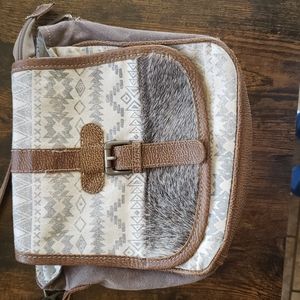 Myra Bag Cross Body